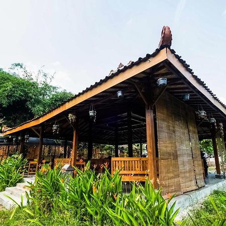 OYO 3562 Pondok Inspirasi Minggir Klangkapang Bagian luar foto